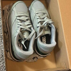Under Armour Light Gray Athletic Shoes